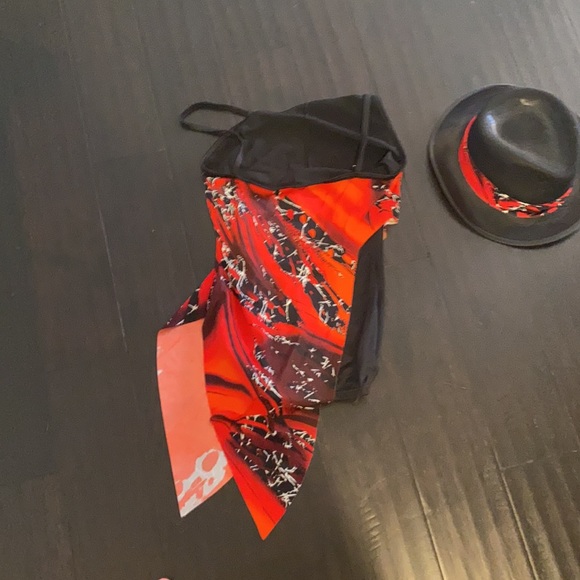 Jazz out fit small - Picture 2 of 3